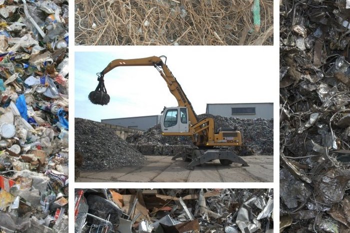 Das Foto zeigt eine Kollage. Mittig einBagger, drumherum zu recycelnde Wertstoffe